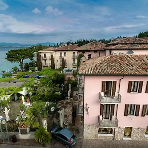 https://hotel-pace-sirmione.it-lombardy.com